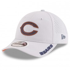 Men's Chicago Bears New Era Gray 2018 Training Camp Official 9TWENTY Adjustable Hat 3060711
